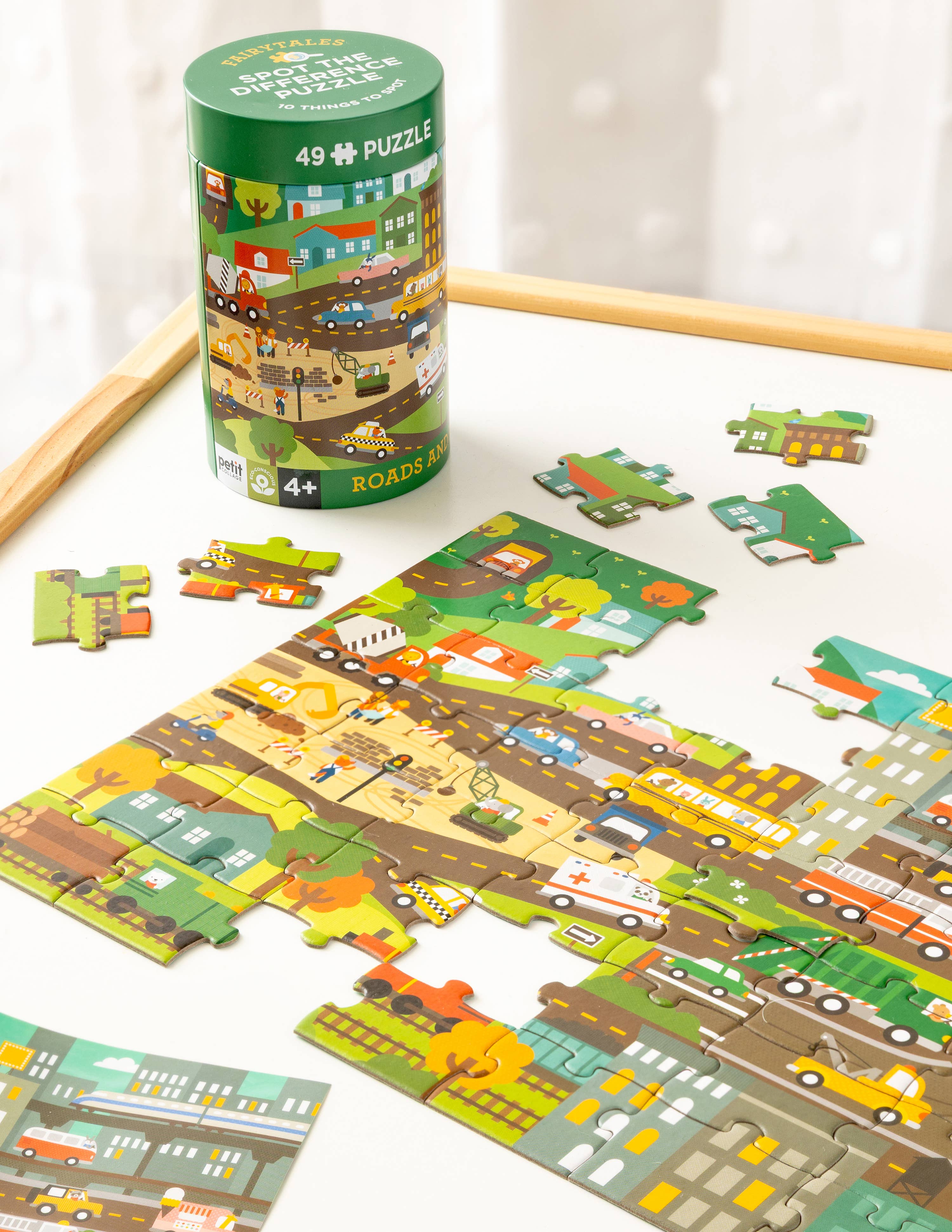 Spot the Difference Puzzle: Roads and Rails CDU of 6 - Chronicle Books